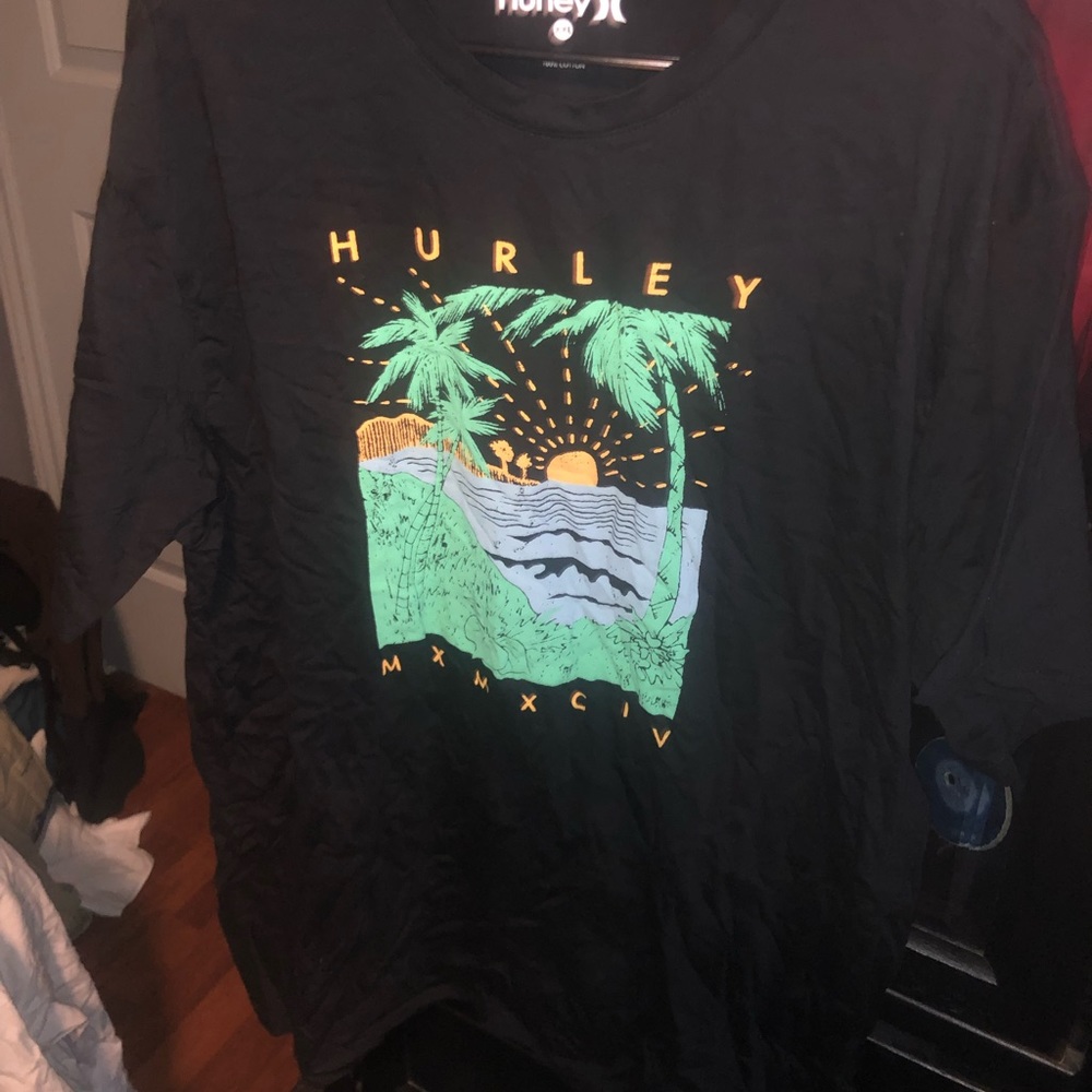 Hurley Island T-Shirt